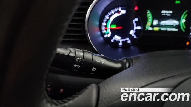 Kia K5 гибрид Noblesse, 2013 14