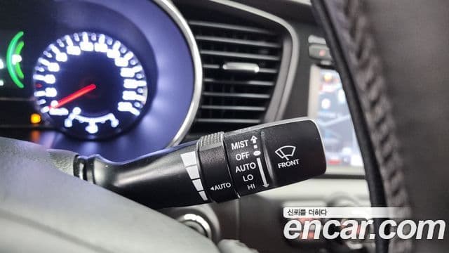 Kia K5 гибрид Noblesse, 2013 15