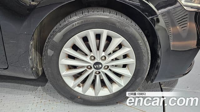 Kia All New K7 3.0 LPI Luxury (арендный автомобиль), 2016 все фото