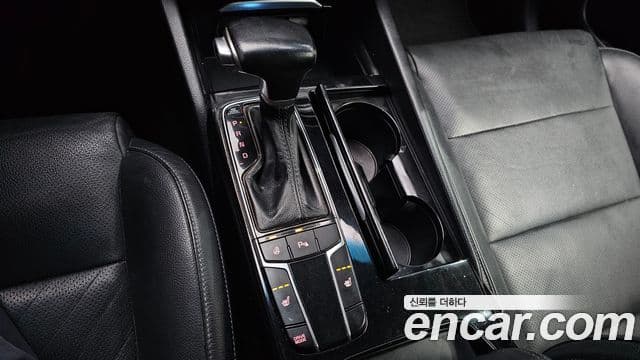 Kia All New K7 3.0 LPI Luxury (арендный автомобиль), 2016 9