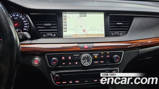 Kia All New K7 3.0 LPI Luxury (арендный автомобиль), 2016 14