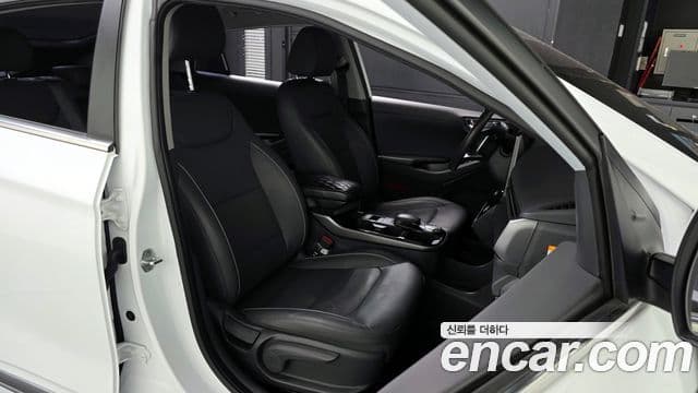 Hyundai The / новый New Ioniq Электрический (Electric), 2020 20