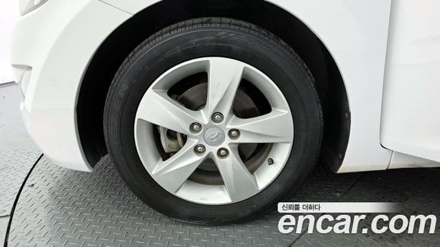 Hyundai Avante MD M16 GDI Avenue, 2013 все фото