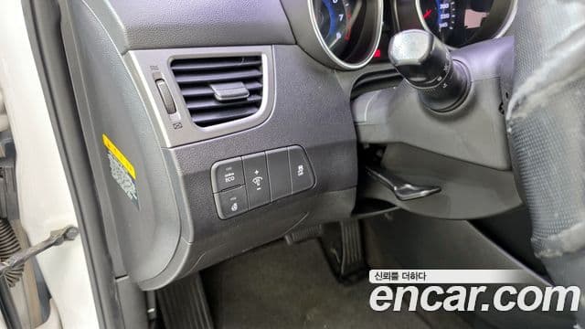 Hyundai Avante MD M16 GDI Avenue, 2013 15