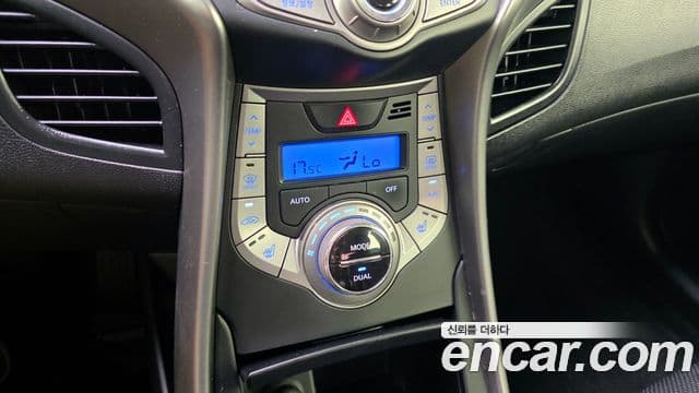 Hyundai Avante MD M16 GDI Avenue, 2013 18