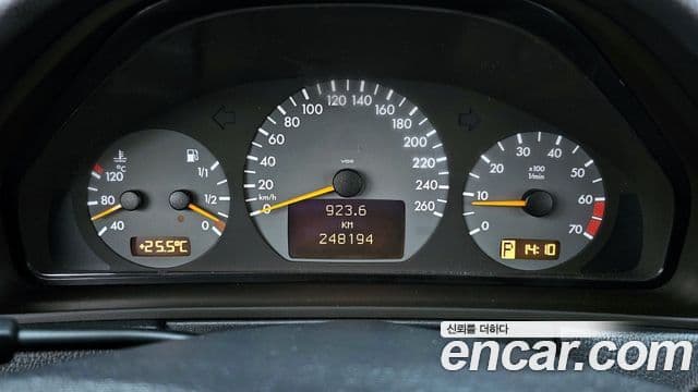 Mercedes-Benz E-класс W210, 2002 8