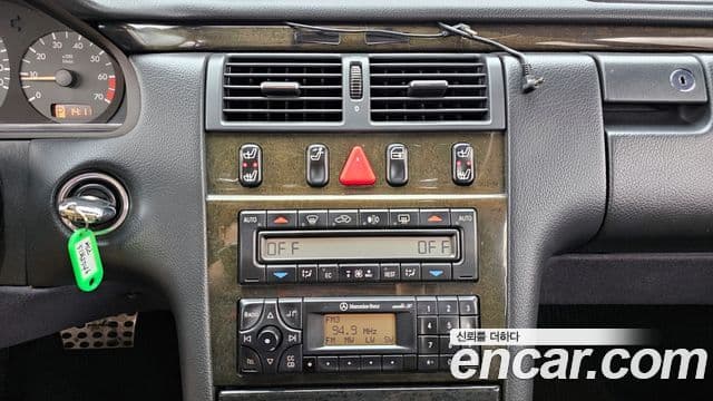 Mercedes-Benz E-класс W210, 2002 15