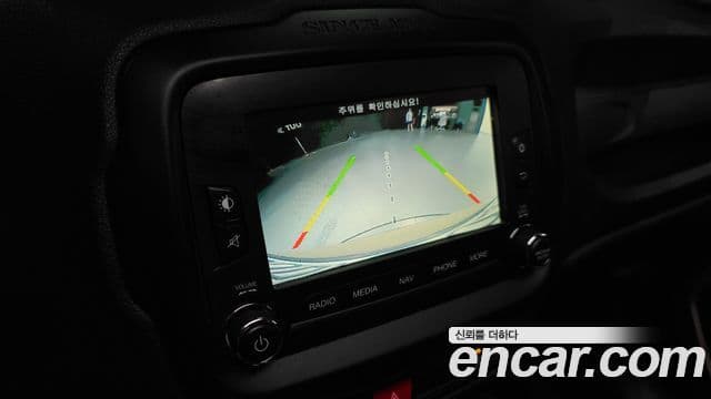 Jeep Renegade 2.0 дизель Limited AWD, 2015 15