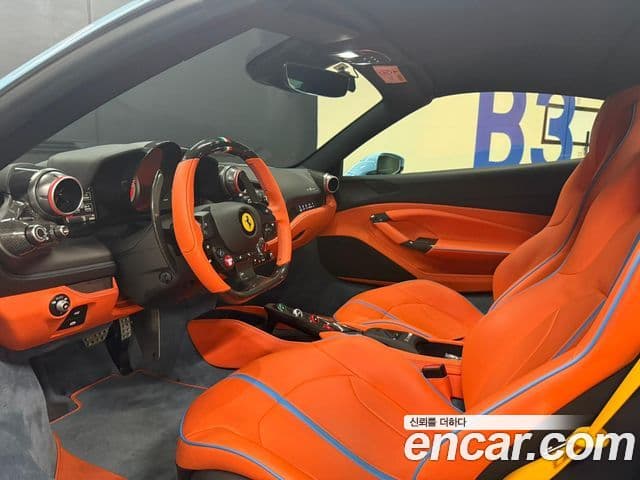 Ferrari F8 스파이더 3.9 V8, 2022 7