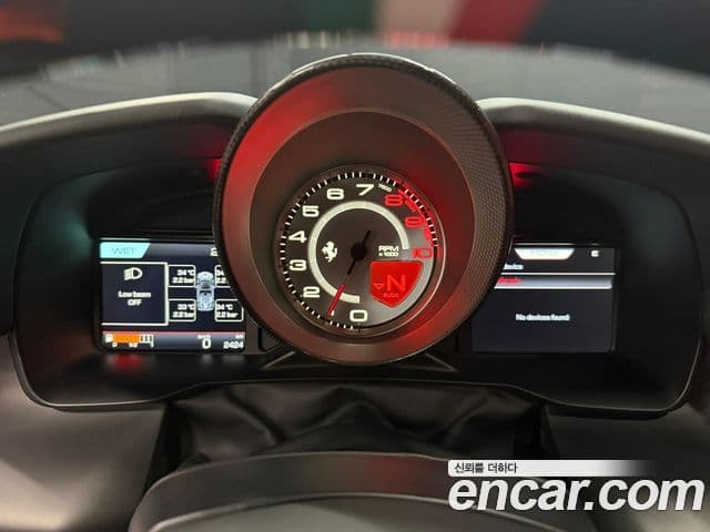 Ferrari F8 스파이더 3.9 V8, 2022 8