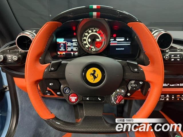 Ferrari F8 스파이더 3.9 V8, 2022 11