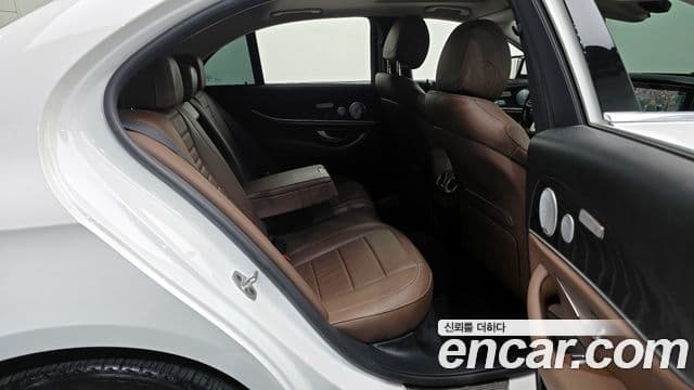 Mercedes-Benz E-класс W213 Avantgarde, 2020 12