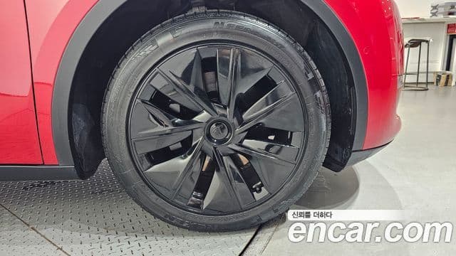 Tesla модель Y Standard Range RWD, 2021 все фото