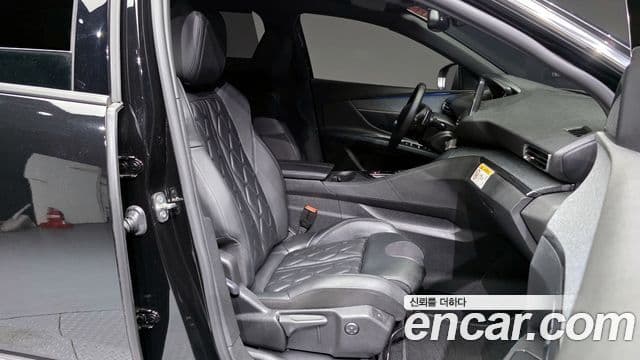 Peugeot 5008 2세대 1.2 Pure Tech Allure, 2024 11