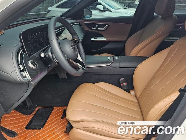 Mercedes-Benz E-класс W214 Avantgarde, 2025 11