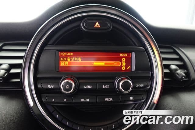 Mini Cooper 3세대, 2017 11