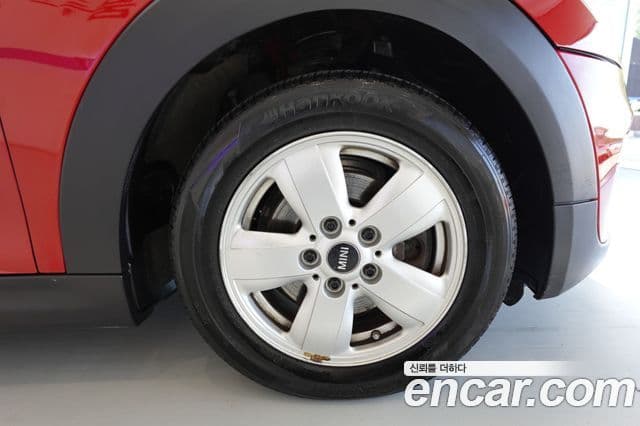 Mini Cooper 3세대, 2017 19