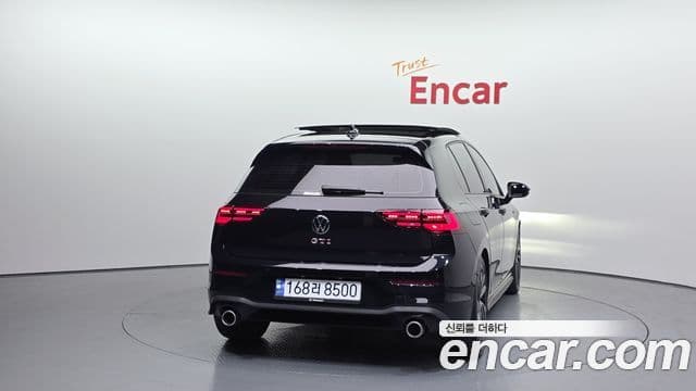 Volkswagen Гольф 8세대 2.0 GTI, 2024 4