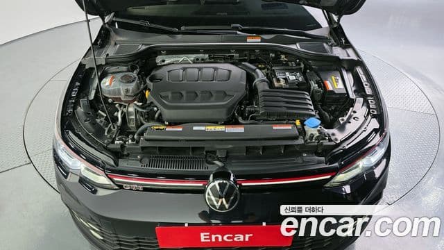 Volkswagen Гольф 8세대 2.0 GTI, 2024 6