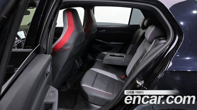 Volkswagen Гольф 8세대 2.0 GTI, 2024 20