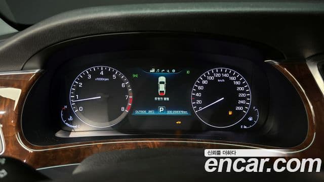 Hyundai Equus(новый кузов / новое поколение) Modern, 2013 8