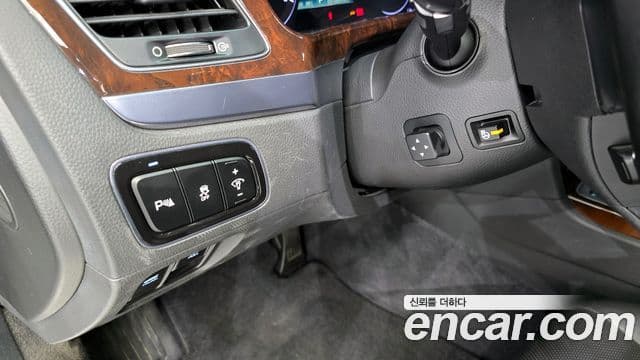 Hyundai Equus(новый кузов / новое поколение) Modern, 2013 14