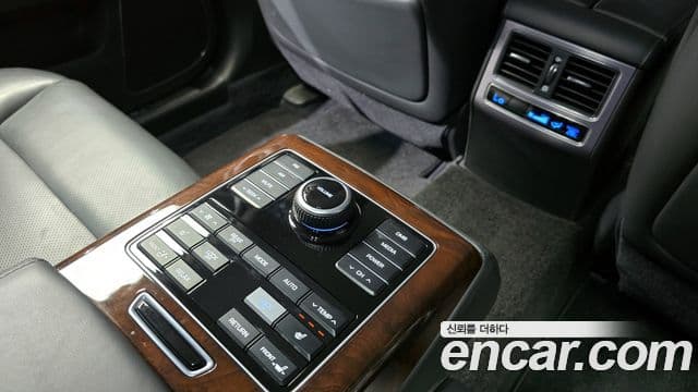 Hyundai Equus(новый кузов / новое поколение) Modern, 2013 18