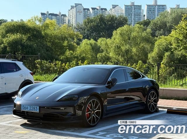 Porsche 타이칸 4S, 2025 1