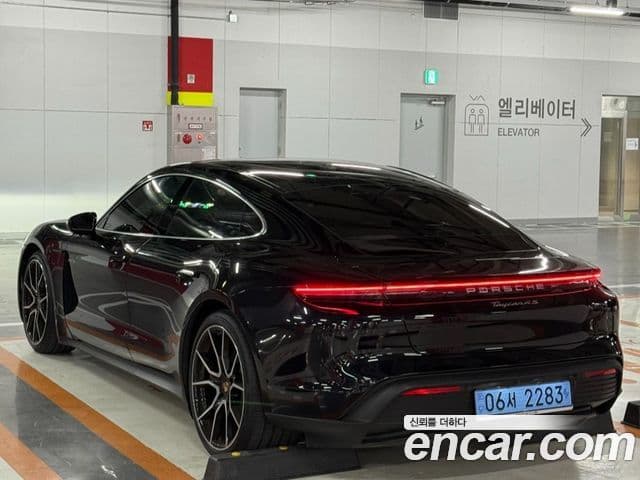 Porsche 타이칸 4S, 2025 2