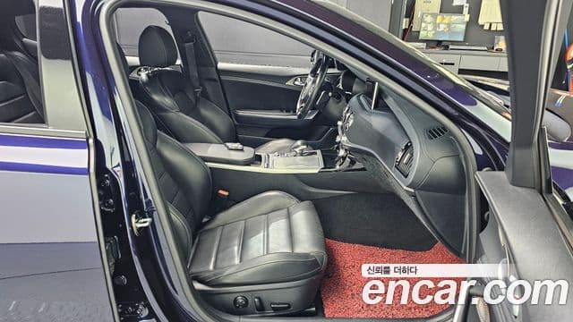 Kia 스팅어 Platinum, 2019 12