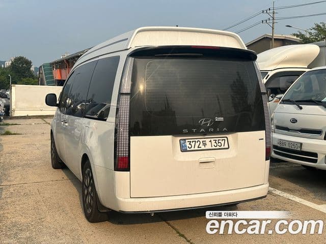 Hyundai Staria лимузин, 2023 4