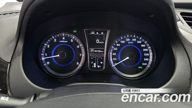 Hyundai Grandeur HG HG240 Modern Collection, 2017 8