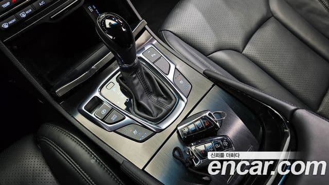Hyundai Grandeur HG HG240 Modern Collection, 2017 9