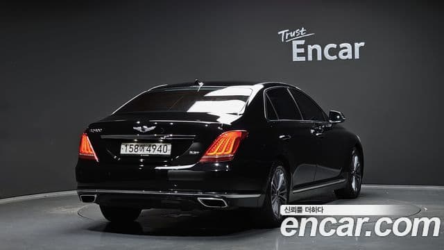 Genesis EQ900 Luxury, 2016 2