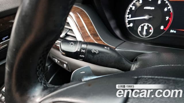 Genesis EQ900 Luxury, 2016 17