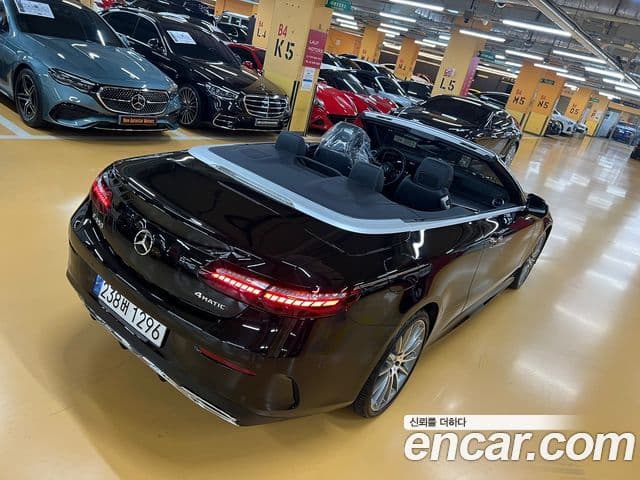Mercedes-Benz E-класс W213 E450 4MATIC кабриолет, 2023 10