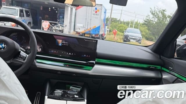 BMW 5시리즈 (G60) 520i M Sport, 2025 13