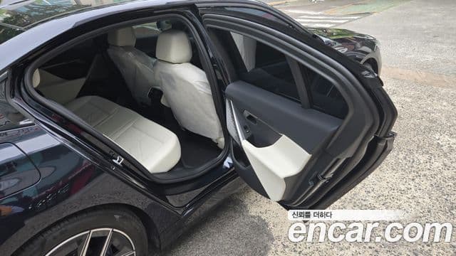 BMW 5시리즈 (G60) 520i M Sport, 2025 16