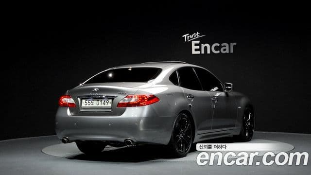 Infiniti M56 Y51, 2011 2