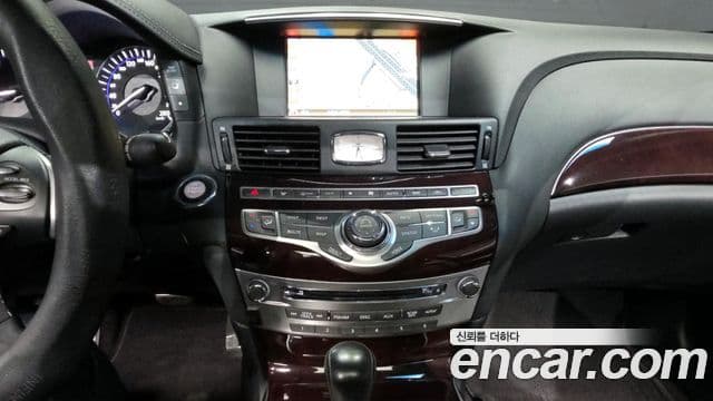 Infiniti M56 Y51, 2011 14