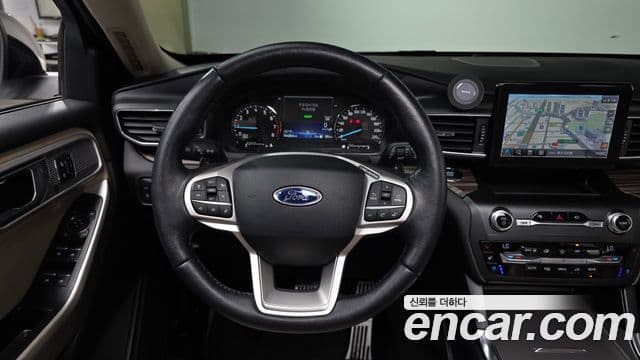 Ford Explorer 6세대, 2020 13