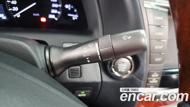 Lexus LS460 XF40, 2012 14