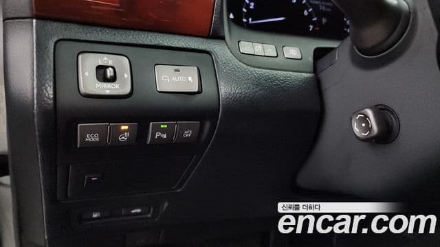 Lexus LS460 XF40, 2012 15