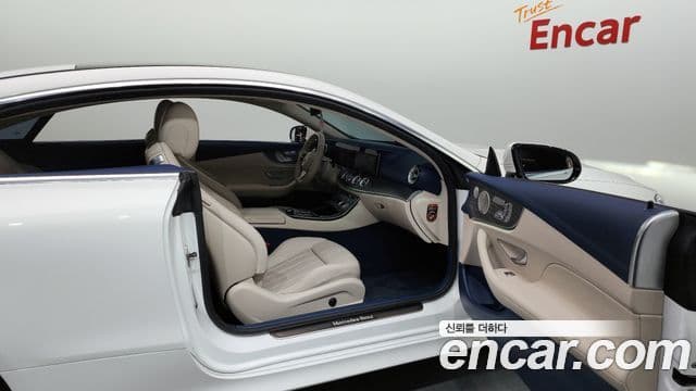Mercedes-Benz E-класс W213 E450 4MATIC купе, 2023 11