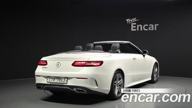 Mercedes-Benz E-класс W213 E220d кабриолет, 2018 2