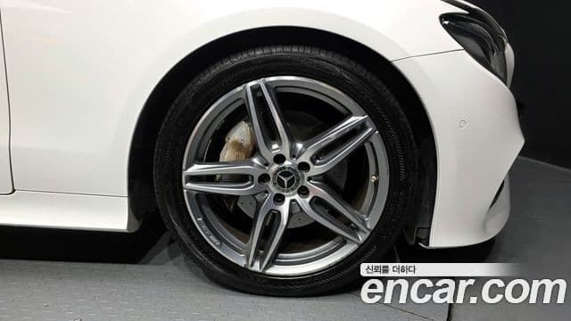 Mercedes-Benz E-класс W213 E220d кабриолет, 2018 все фото