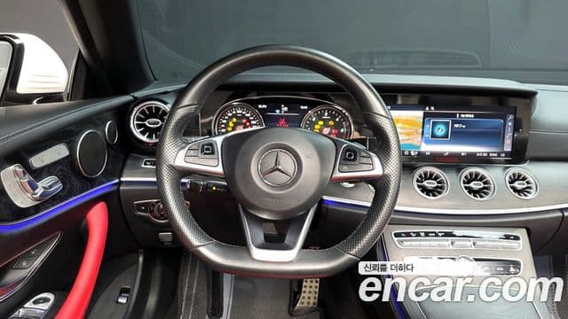 Mercedes-Benz E-класс W213 E220d кабриолет, 2018 13