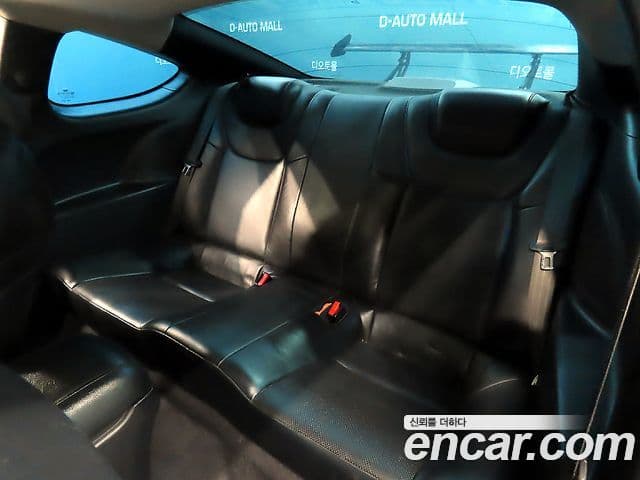 Hyundai Genesis купе 200 турбо P, 2010 11
