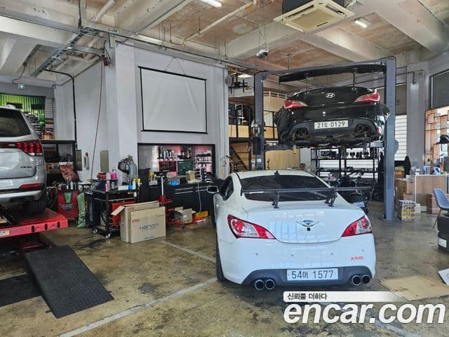 Hyundai Genesis купе 200 турбо P, 2010 20