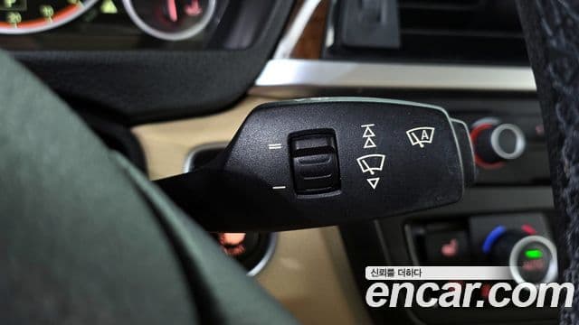 BMW 3시리즈 (F30), 2015 13